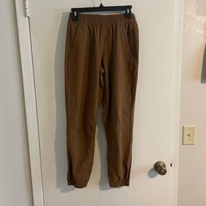 Ora a Wonderland Rocks Jogger Women’s